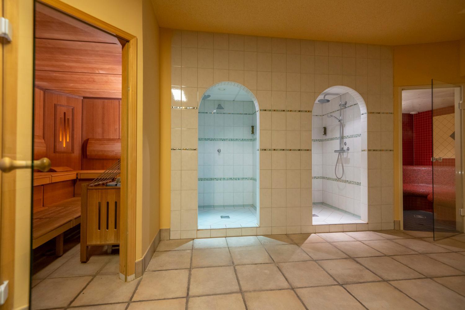 Hotel Landskron Bruck an der Mur Luaran gambar